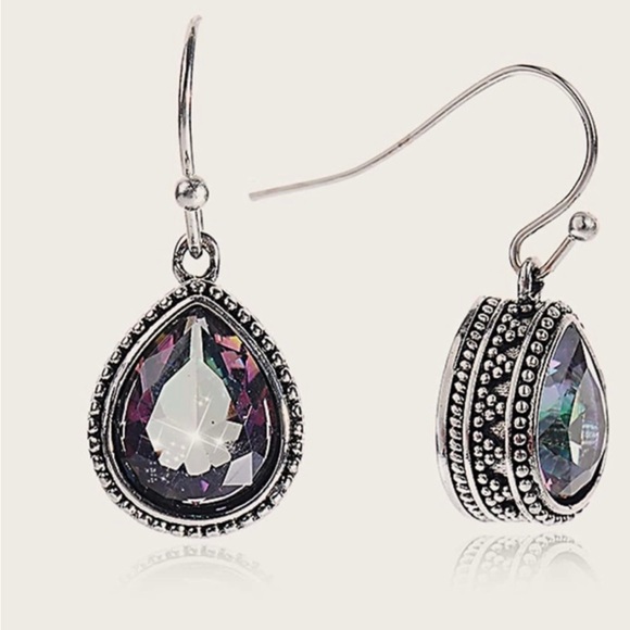Water drop earrings with beautiful multi color zircon stone. - Picture 4 of 6